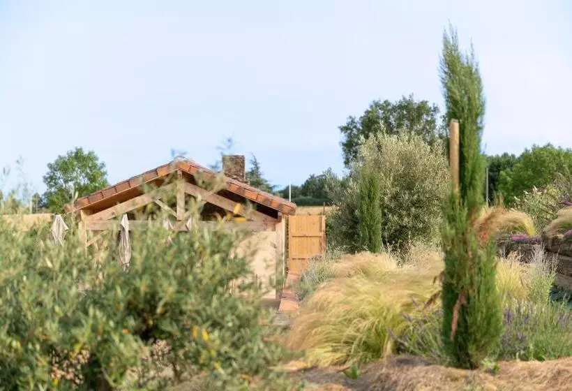 Majatalo Escons Domaine De Charme