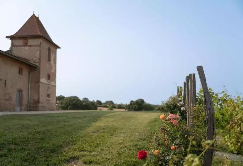 Majatalo Escons Domaine De Charme