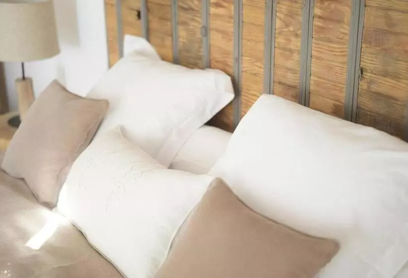 Majatalo Escons Domaine De Charme