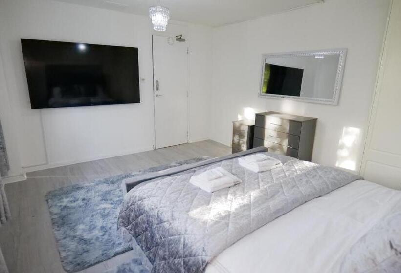 펜션 Giomakay Luxury Rooms Milton Keynes