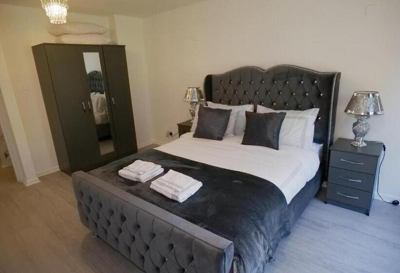 펜션 Giomakay Luxury Rooms Milton Keynes