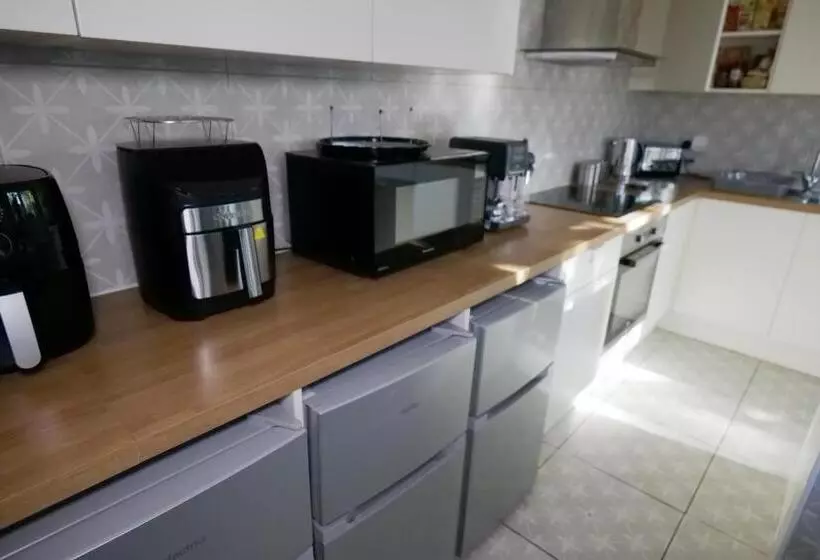 پانسیون Giomakay Luxury Rooms Milton Keynes