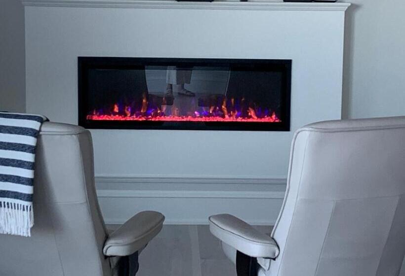 Пансион Ocean Front Private Suite