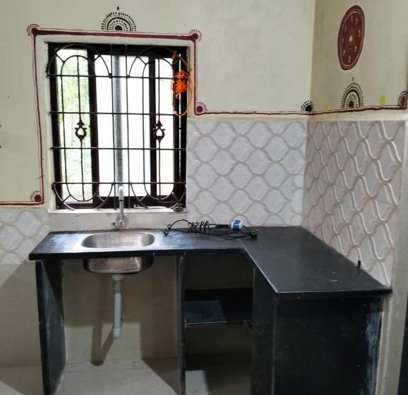 펜션 Samadhana Homestay