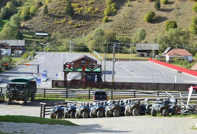 Пансион Skigyimes Guesthouse