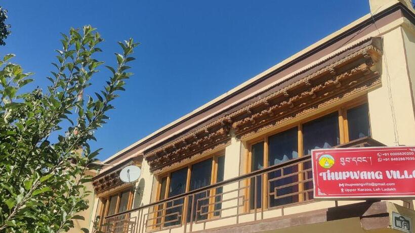 پانسیون Thupwang Villa