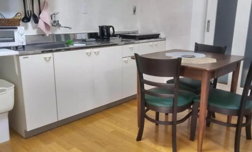 Majatalo Yellow House