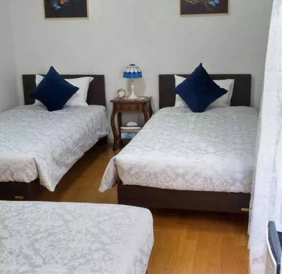 Majatalo Yellow House