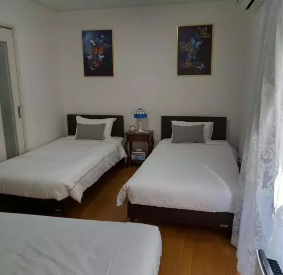 Majatalo Yellow House