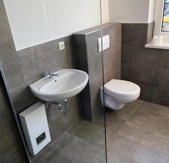 膳宿费 Zimmer Mit Bad Und Küche