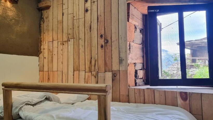 Shepherd Hostel, At Art Village