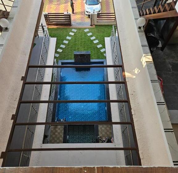 Singing Sands Beach Resort