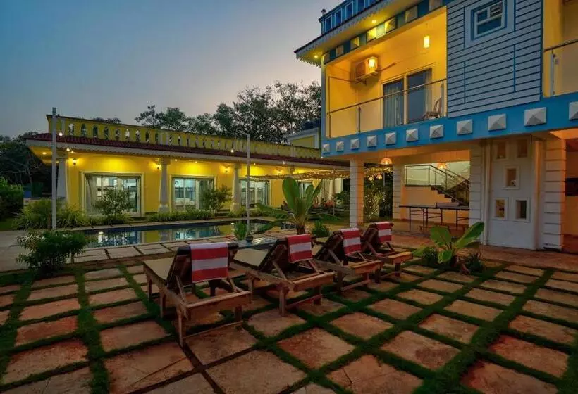 Del Hostel