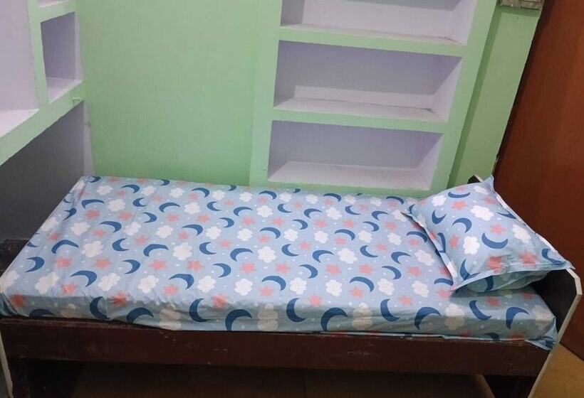 Hotel Anand Lok Varanasi