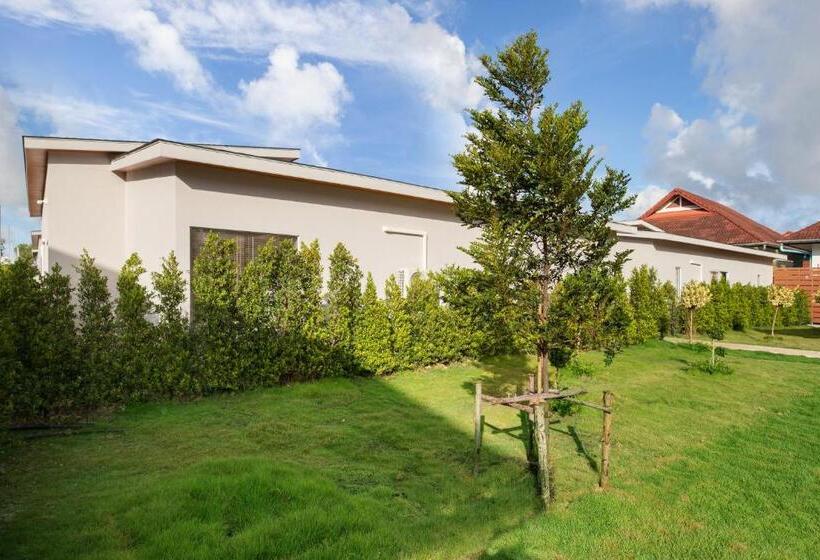 Отель Andaman Best Time Grand Pool Villa