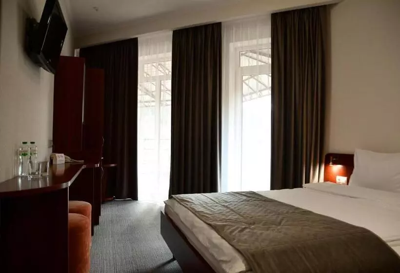 Hotelli Gots   готельно ресторанний комплекс