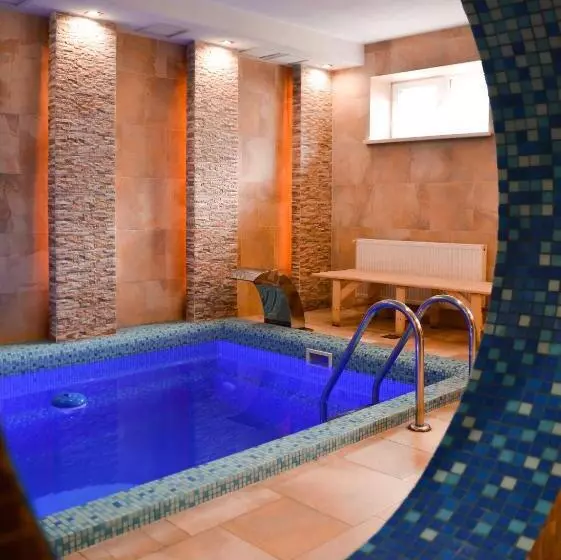 Hotelli Gots   готельно ресторанний комплекс