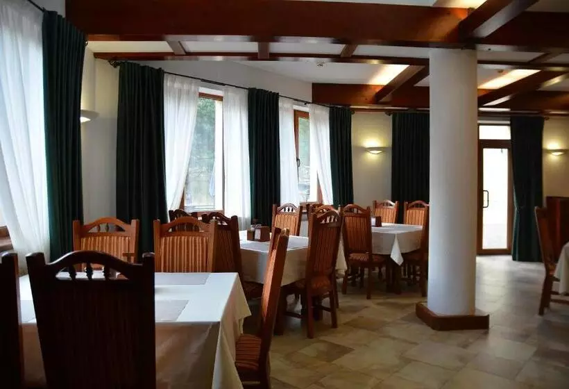 Hotelli Gots   готельно ресторанний комплекс