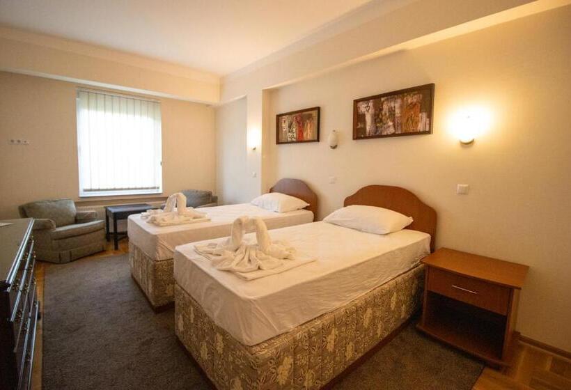 هتل Home Story Sarajevo, Vogošća