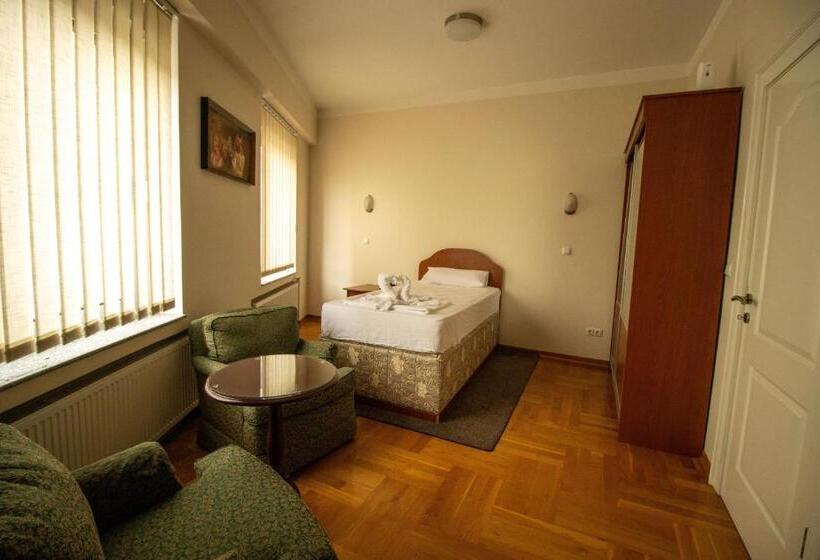 هتل Home Story Sarajevo, Vogošća