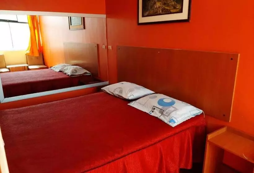 ホテル Hostal Azul