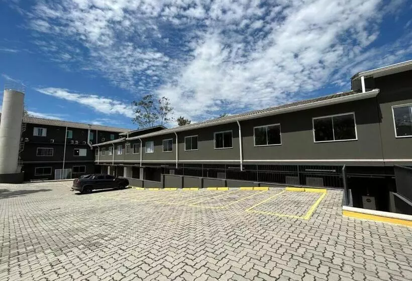 Hotelli Penedo Inn