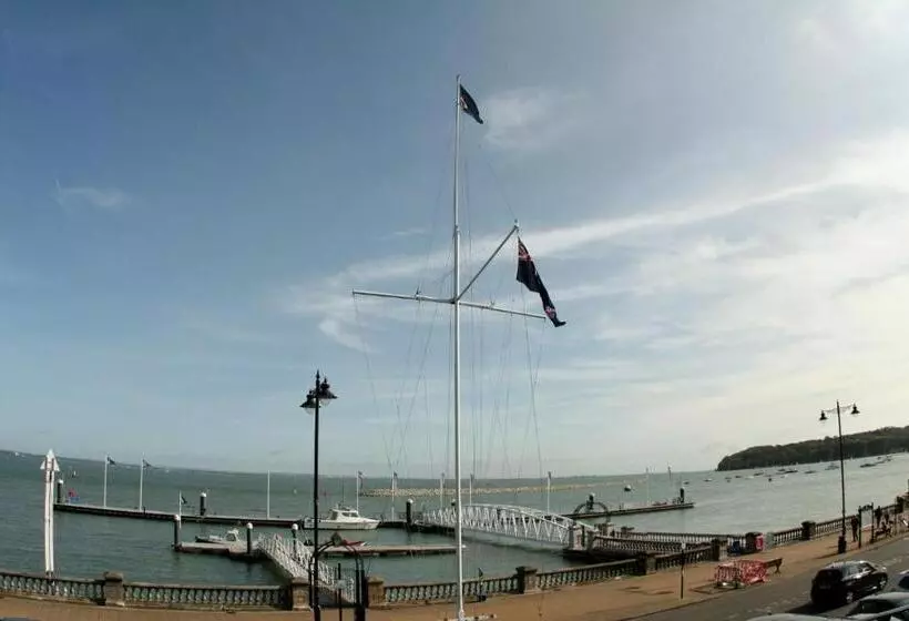 Hotelli Royal London Yacht Club