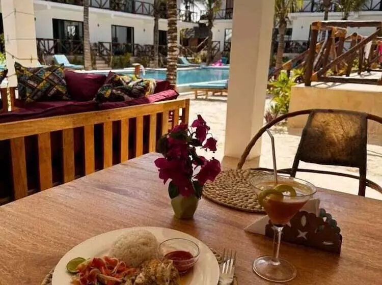 Hotelli Sand Beach Boutique