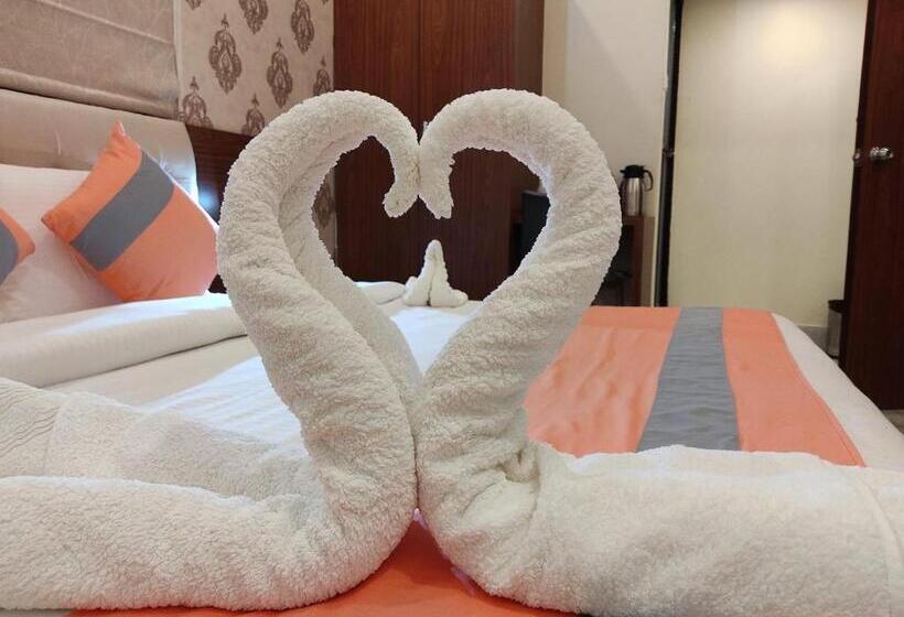 ホテル The Kashi Residency