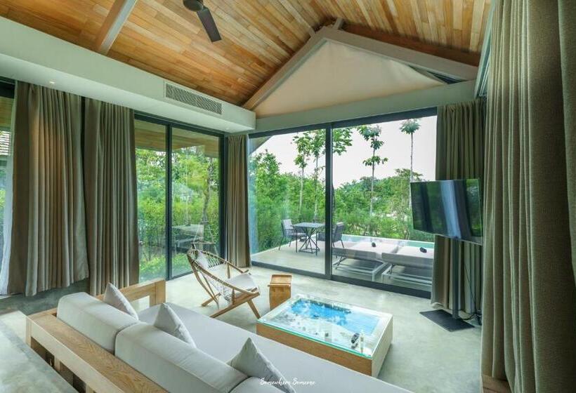 Отель Villa Escape Burasari