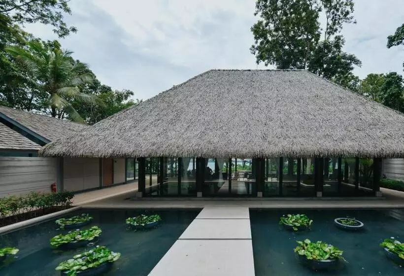 Hotelli Villa Escape Burasari