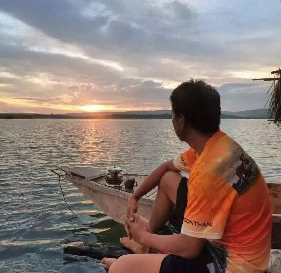 Majatalo บ้านสวนริมน้ำวังใหญ่ วังสามหมอ อุดรธานี