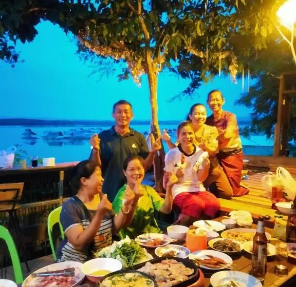 Majatalo บ้านสวนริมน้ำวังใหญ่ วังสามหมอ อุดรธานี