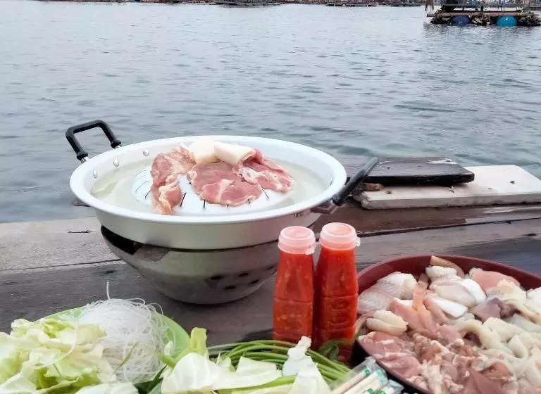 Majatalo บ้านสวนริมน้ำวังใหญ่ วังสามหมอ อุดรธานี