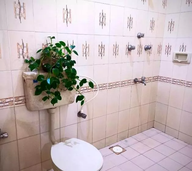 Majatalo Anjunapalms Guesthouse
