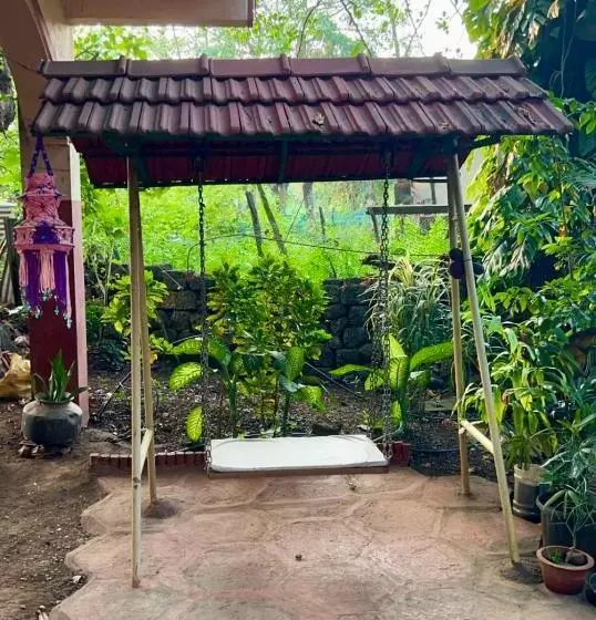 Majatalo Anjunapalms Guesthouse