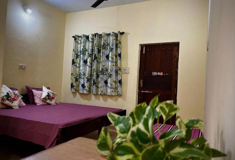 پانسیون Anjunapalms Guesthouse