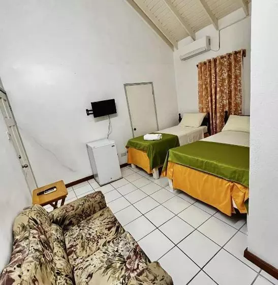 ペンション E.w.b. Properties