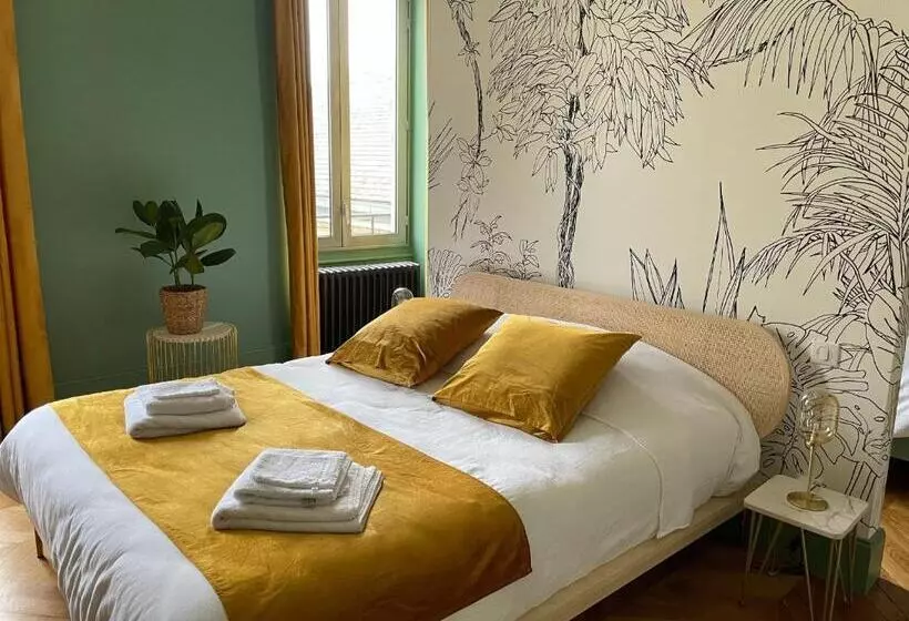 ペンション Chambres D Hôtes Raffinées Avec Piscine à La Flèche, Proche Zoo Et Prytanée National   Fr 1 410 417