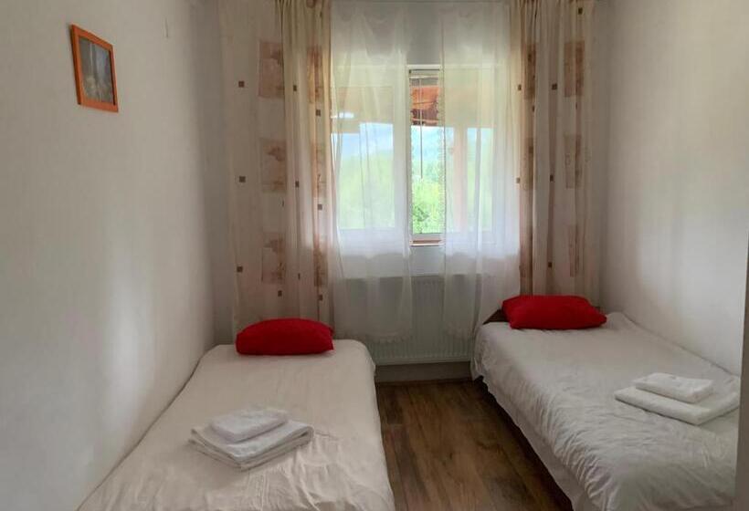 Пансион Weinesya Sunset Smida