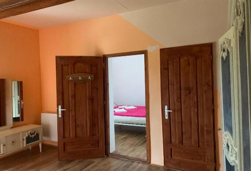 Пансион Weinesya Sunset Smida