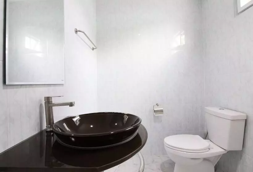 ペンション Room In Guest Room   Baan Khunphiphit Homestay No3370