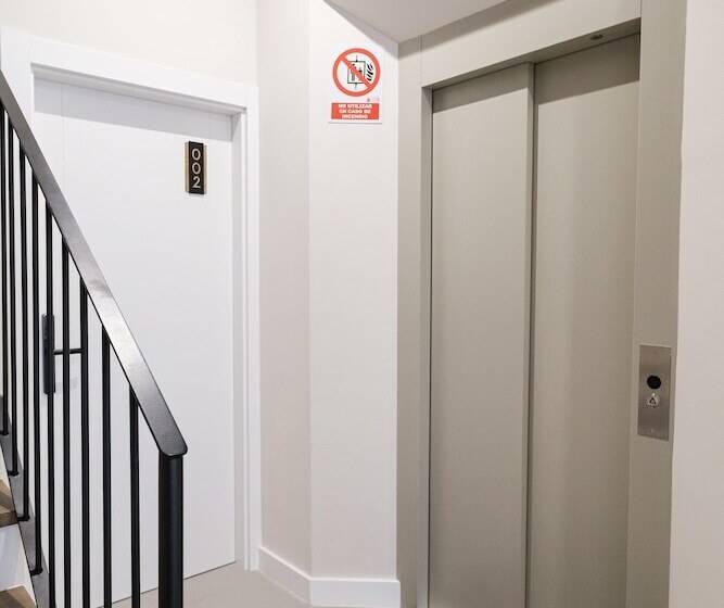 پانسیون Sevilla Dostorres