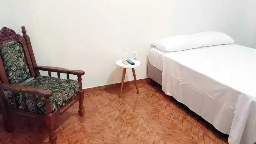 ペンション Suíte Privativa Gigá