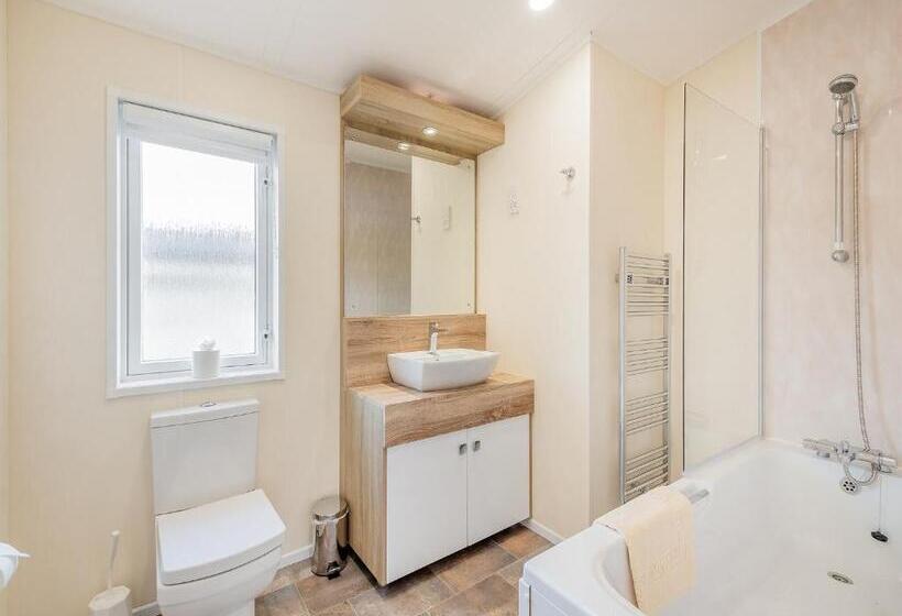 منتجع Brighouse Bay Holiday Park