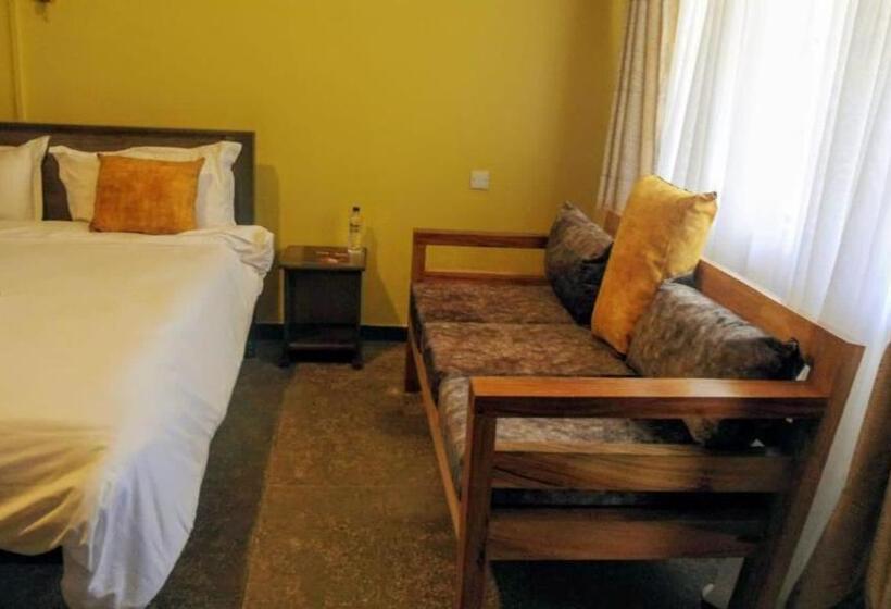 استراحتگاه Der Stern Riverside, Nanyuki