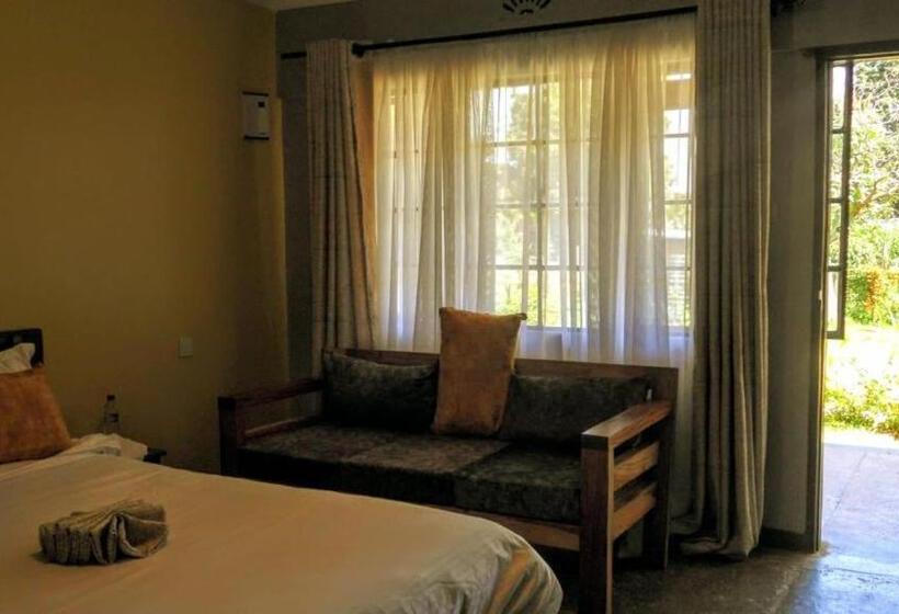 استراحتگاه Der Stern Riverside, Nanyuki