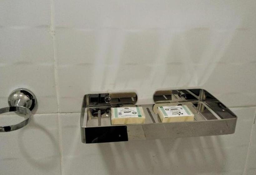 استراحتگاه Der Stern Riverside, Nanyuki