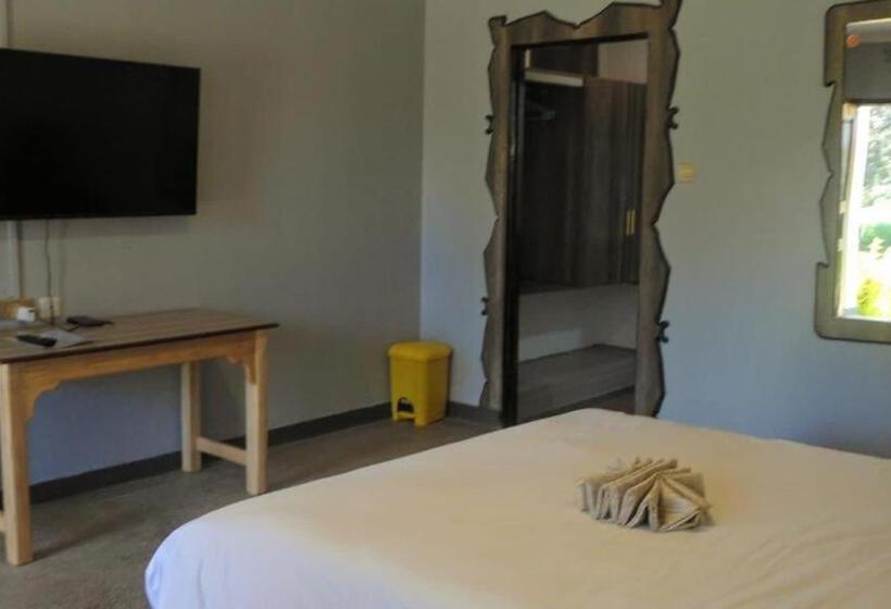 استراحتگاه Der Stern Riverside, Nanyuki