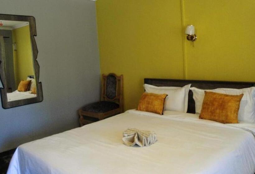 استراحتگاه Der Stern Riverside, Nanyuki